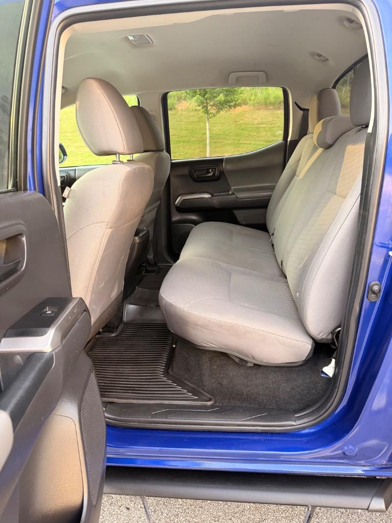 2022 Toyota Tacoma SR5 - Photo 11