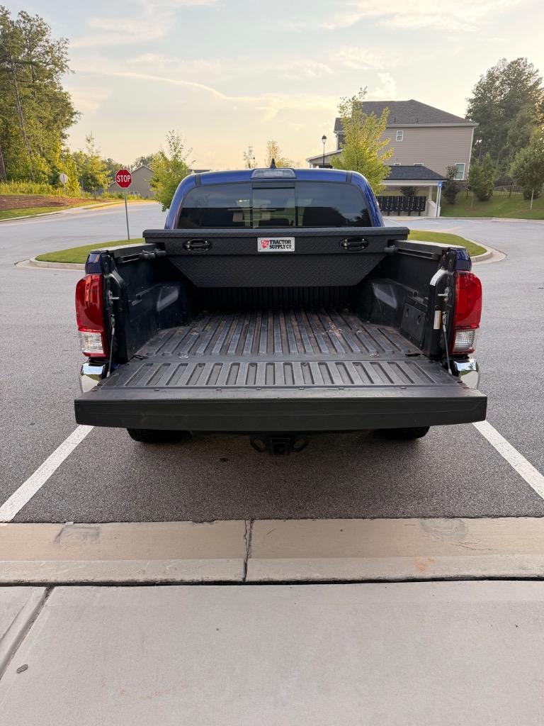 2022 Toyota Tacoma SR5 - Photo 15