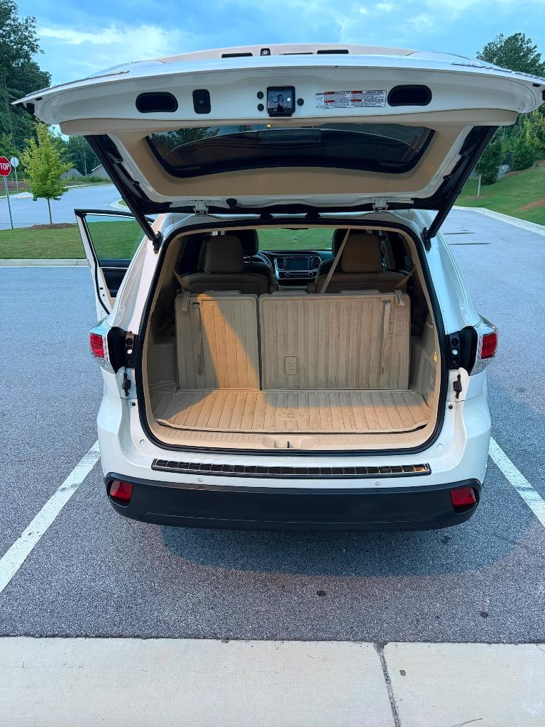 2015 Toyota Highlander Limited - Photo 13