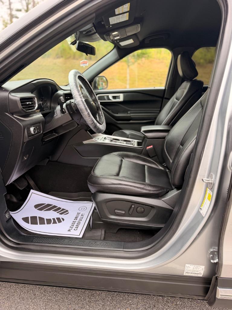 2020 Ford Explorer XLT - Photo 8